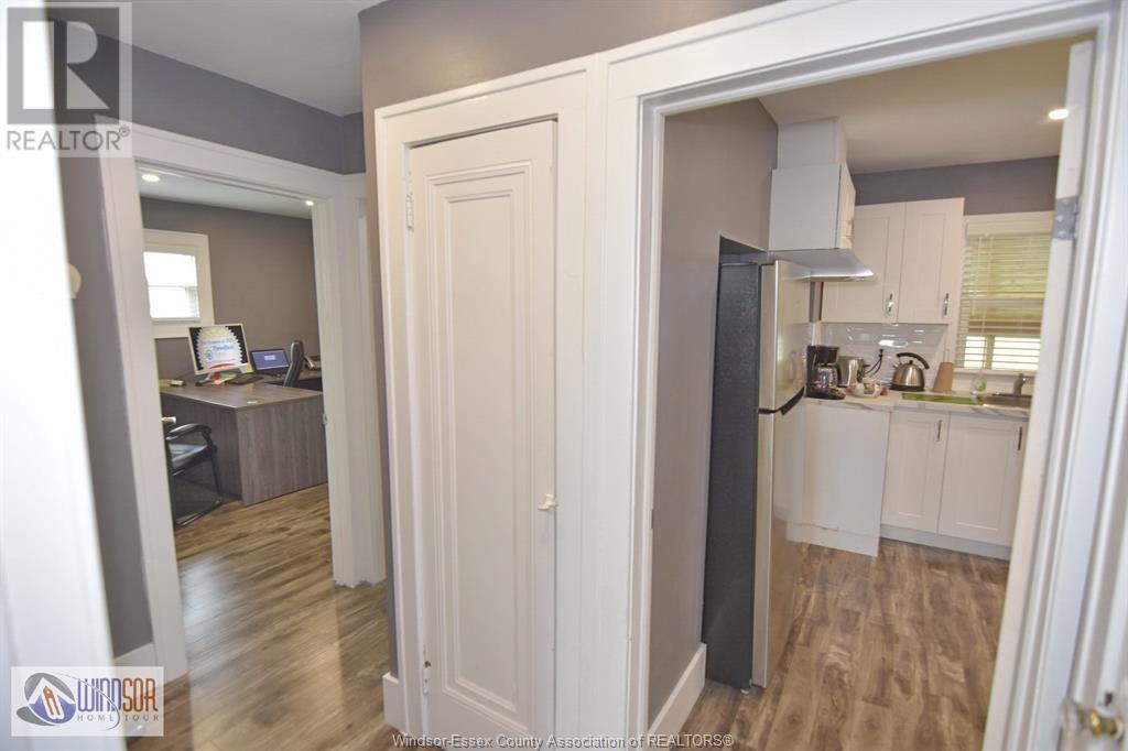 Photo 23 of 4590 Walker, Windsor ON
