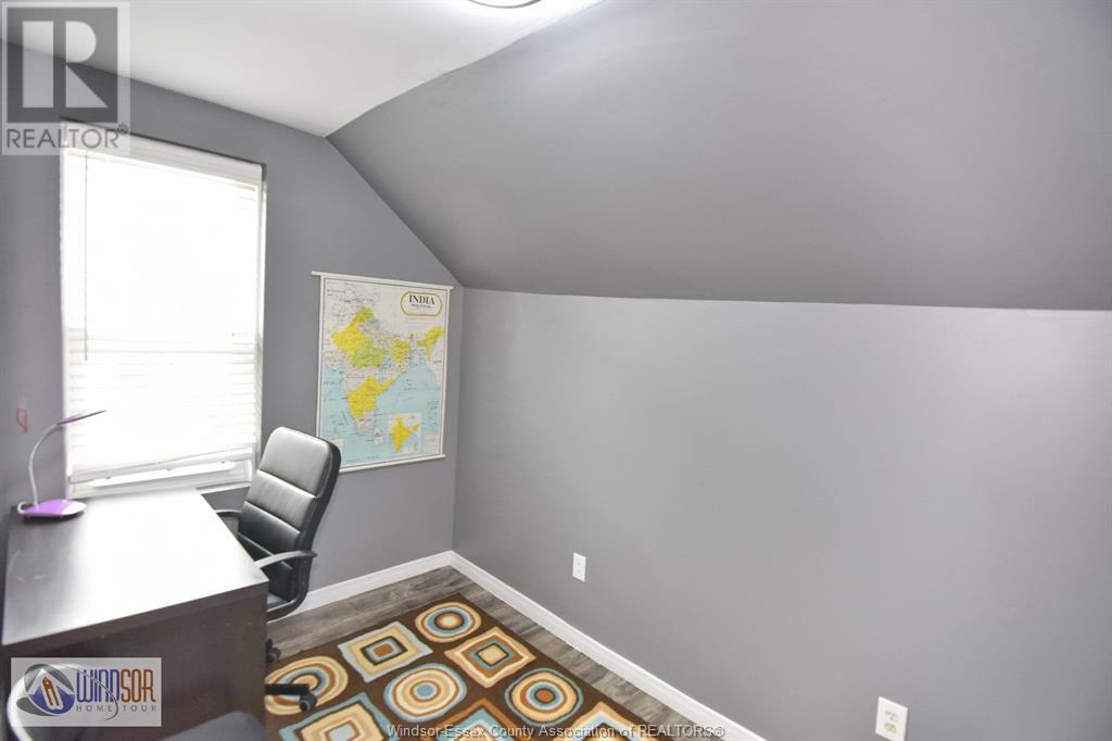 Photo 39 of 4590 Walker, Windsor ON