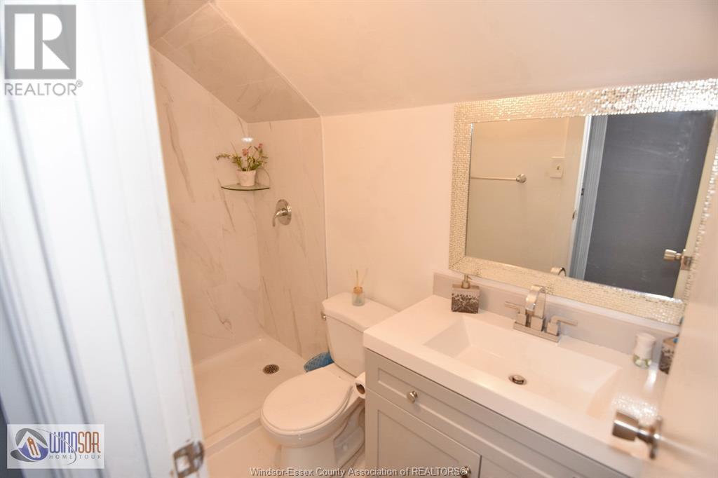 Photo 41 of 4590 Walker, Windsor ON
