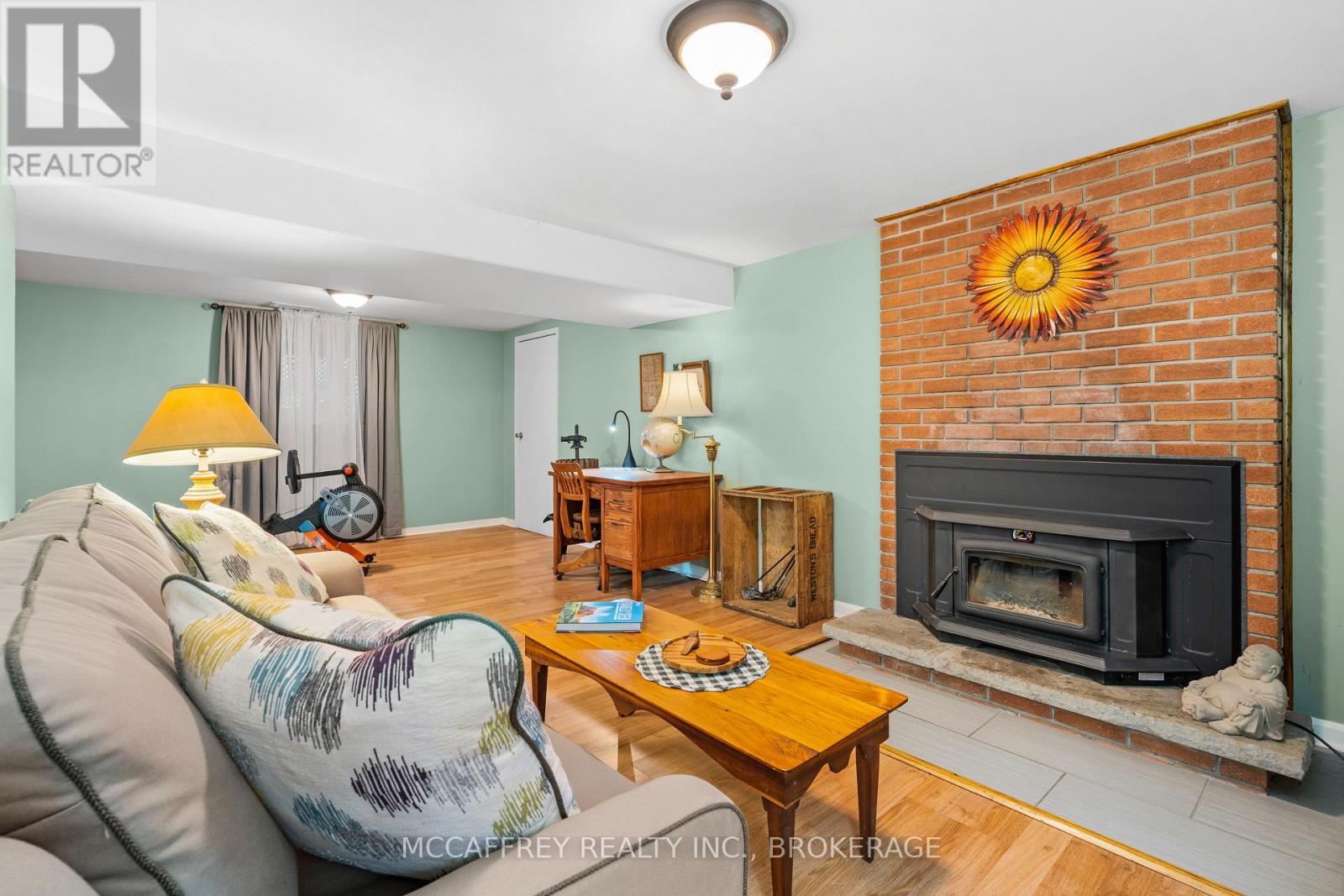 Photo 25 of 102 Wright Place, Greater Napanee ON