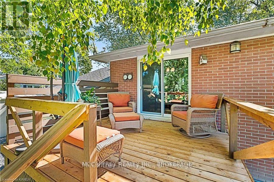 Photo 3 of 102 Wright Place, Greater Napanee ON