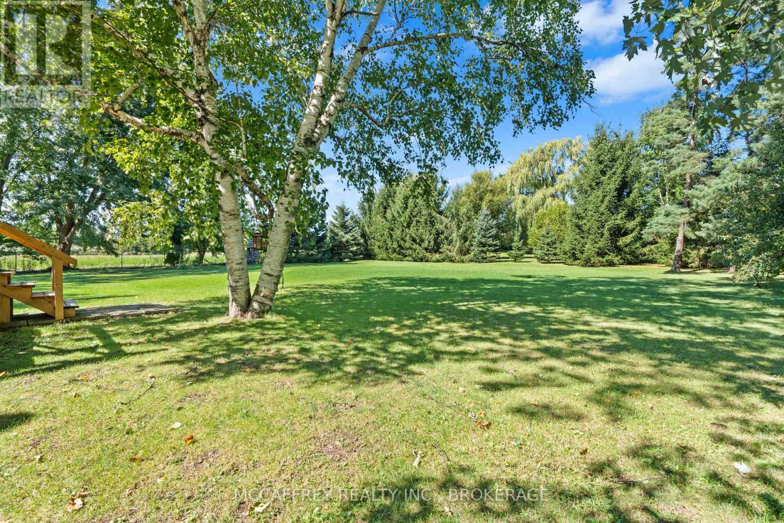 Photo 33 of 102 Wright Place, Greater Napanee ON
