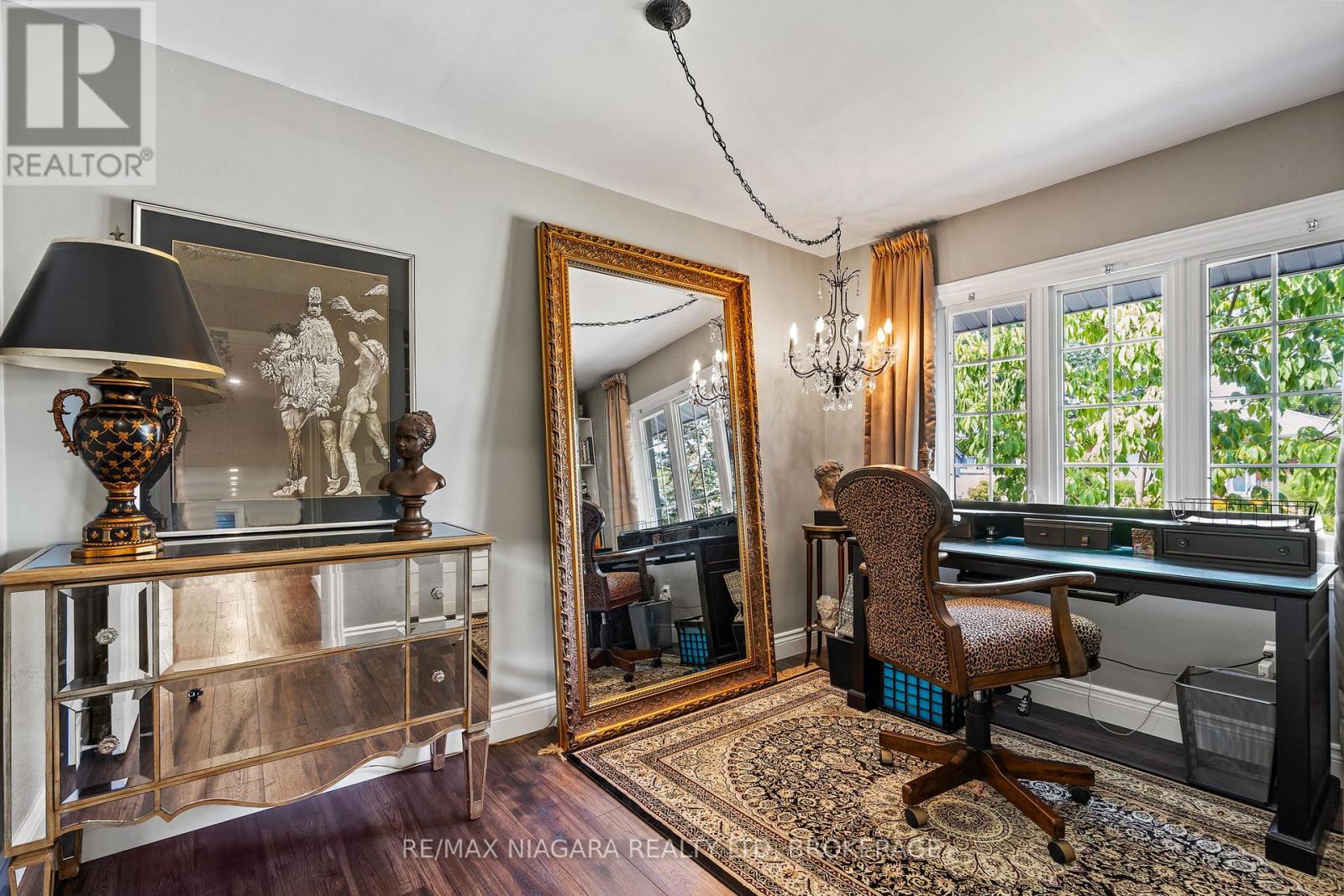 Photo 18 of 177 Highland Avenue, St Catharines ON