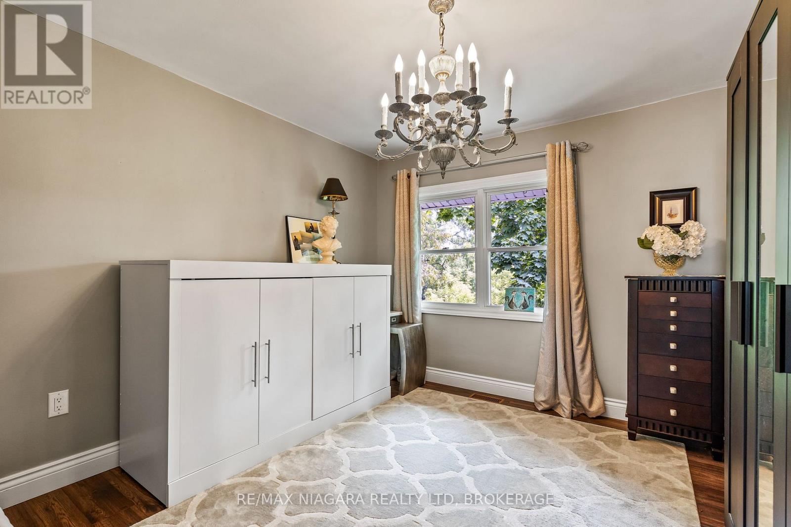 Photo 20 of 177 Highland Avenue, St Catharines ON