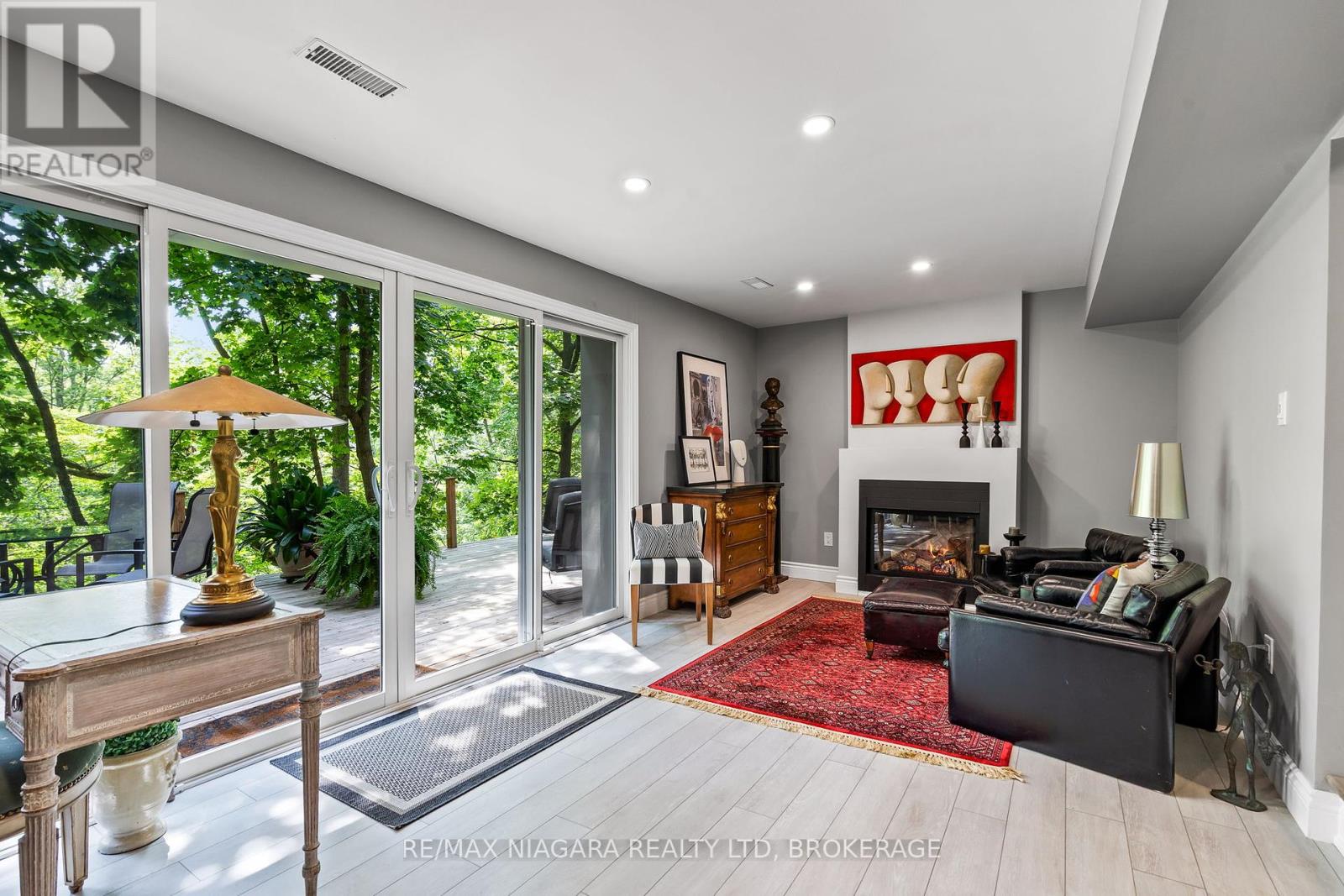 Photo 23 of 177 Highland Avenue, St Catharines ON