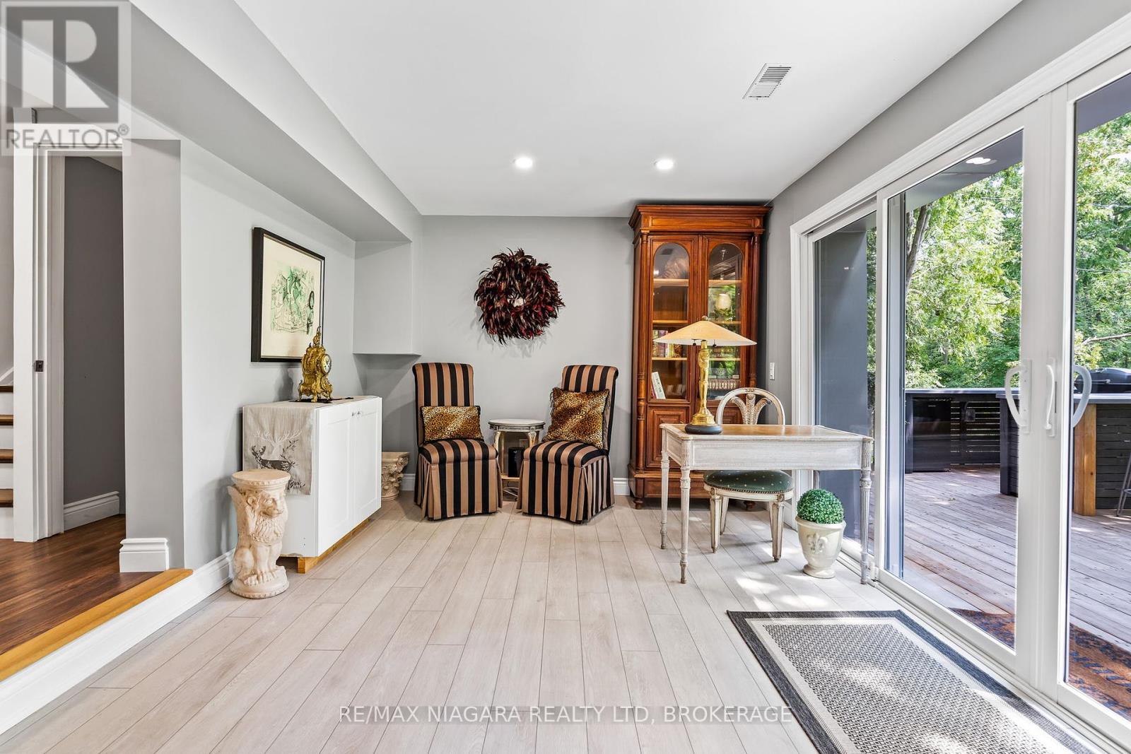 Photo 24 of 177 Highland Avenue, St Catharines ON