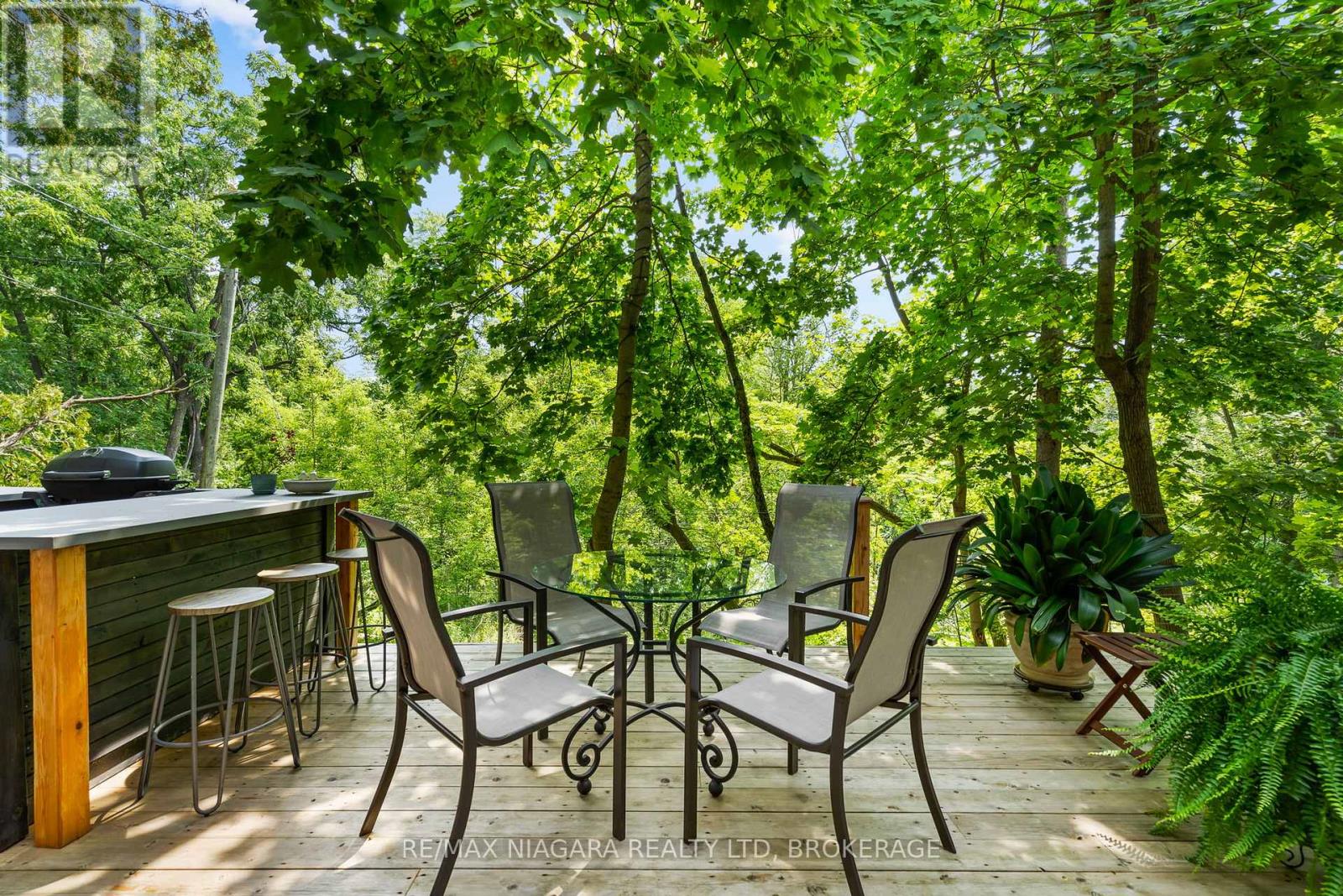 Photo 32 of 177 Highland Avenue, St Catharines ON