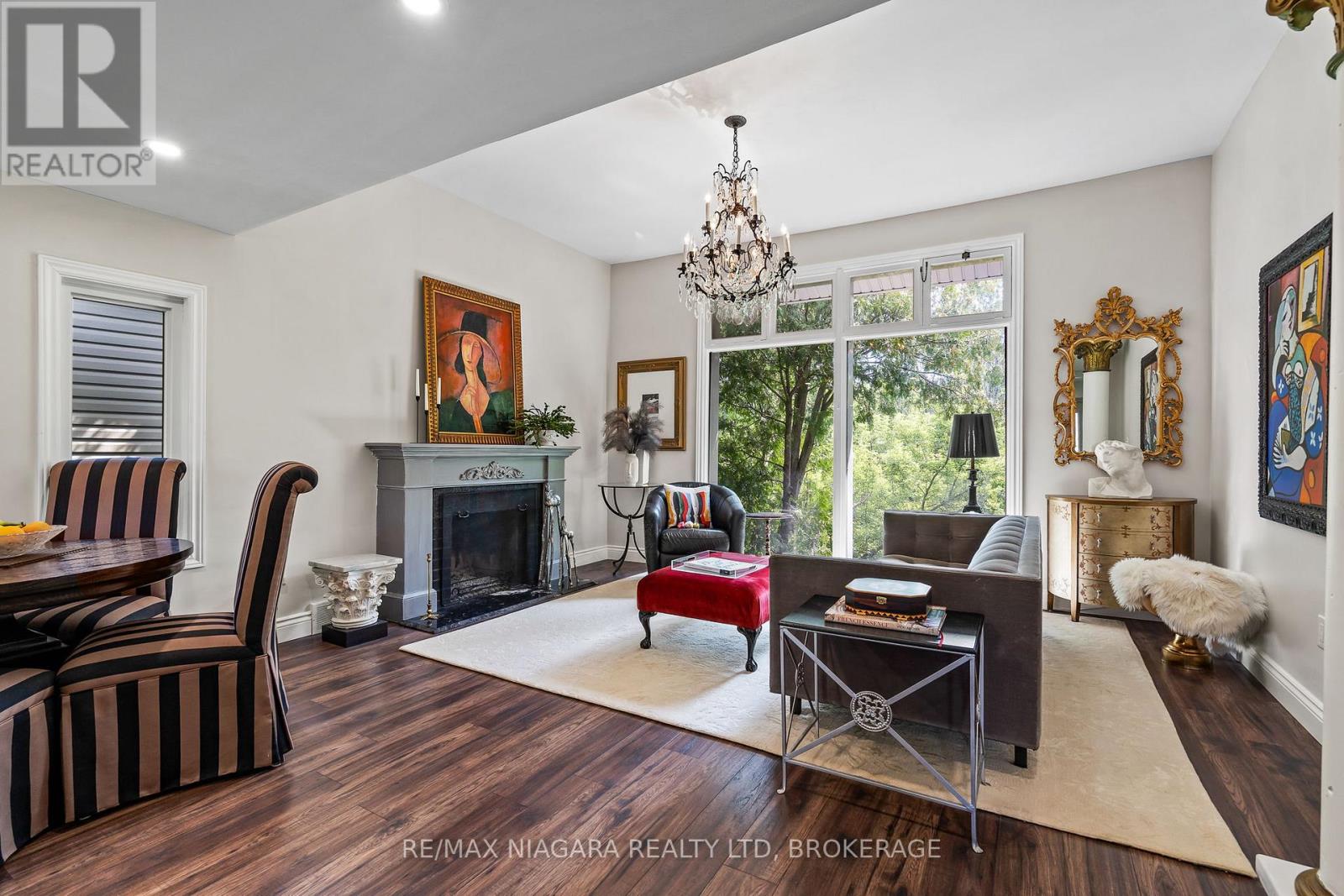 Photo 8 of 177 Highland Avenue, St Catharines ON