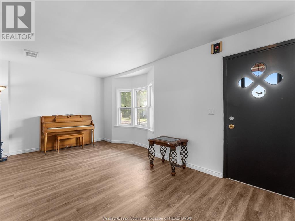 Photo 15 of 1133 Moy Avenue, Windsor ON