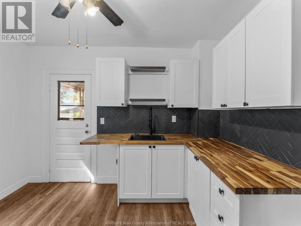 Photo 5 of 1133 Moy Avenue, Windsor ON