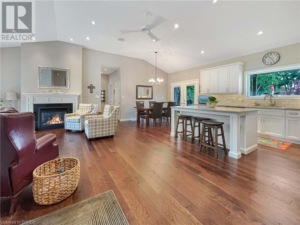 Photo 4 of 2 Kitson Street, Mount Pleasant ON