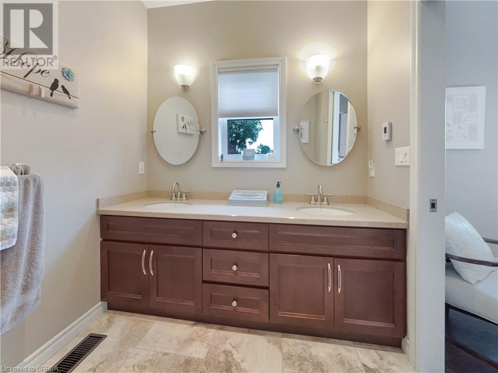 Photo 14 of 2 Kitson Street, Mount Pleasant ON