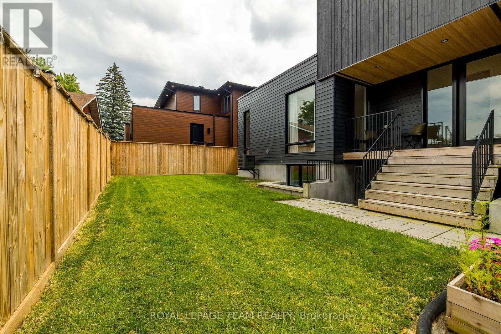 Photo 17 of 1995 Lenester Avenue, Ottawa ON