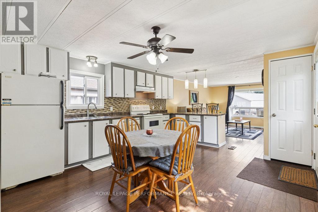 Photo 10 of 1036 Vista Barrett Private, Ottawa ON