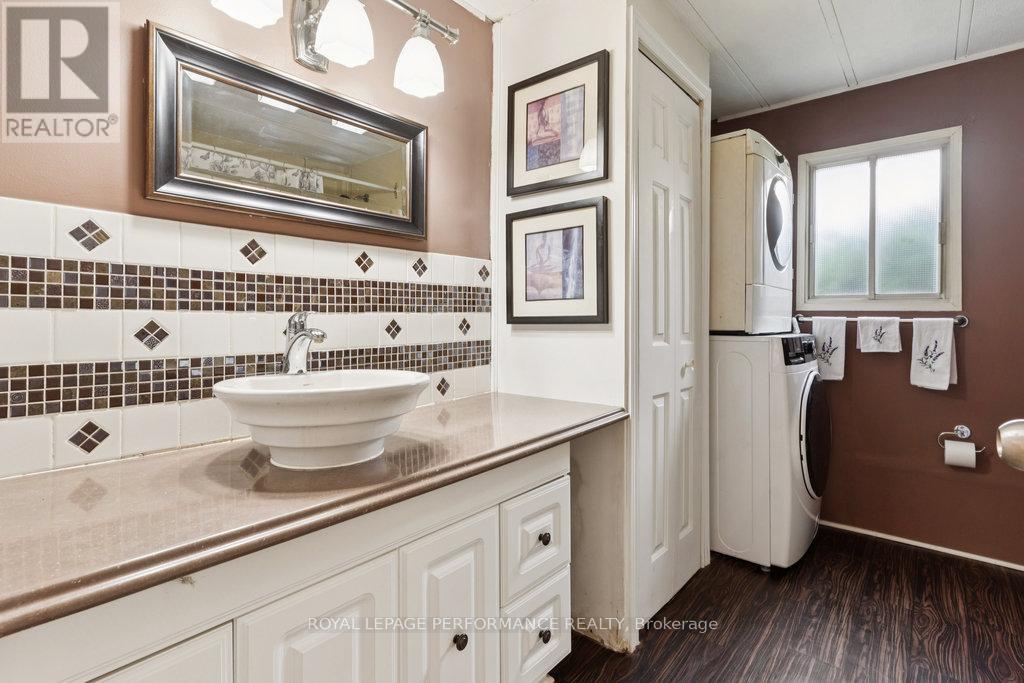 Photo 23 of 1036 Vista Barrett Private, Ottawa ON