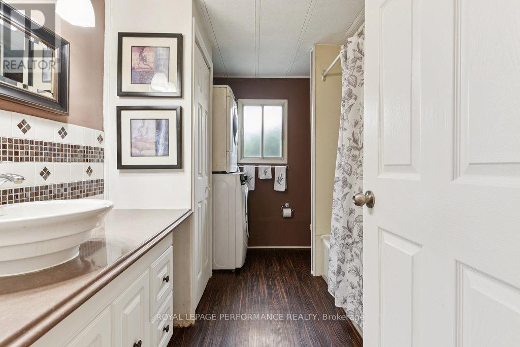 Photo 24 of 1036 Vista Barrett Private, Ottawa ON