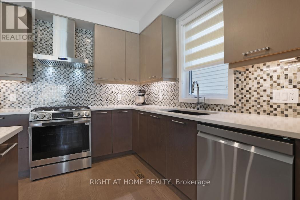 Photo 30 of 159 Rockmelon Street, Ottawa ON