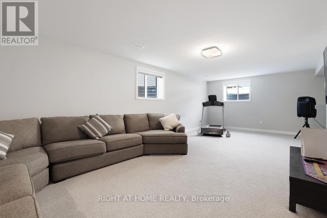 Photo 9 of 159 Rockmelon Street, Ottawa ON
