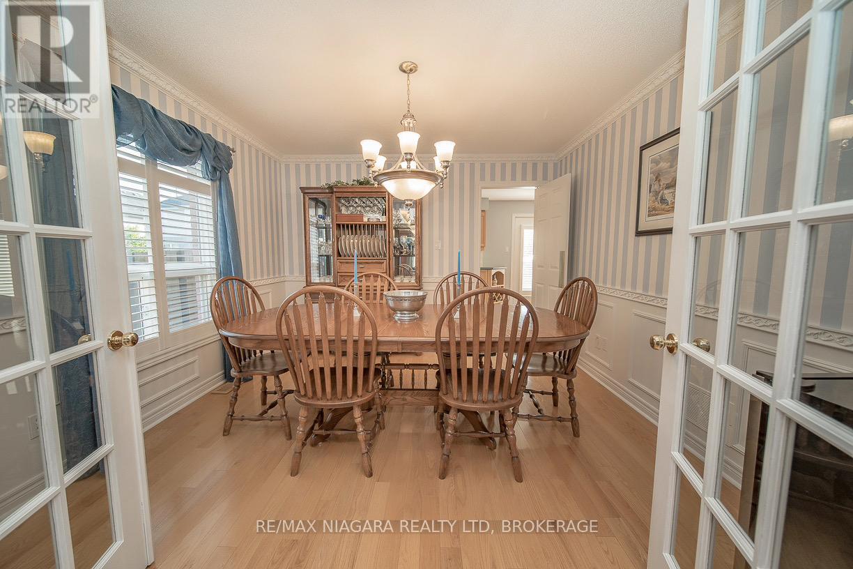 Photo 9 of 45 Goodman Crescent, St Catharines ON
