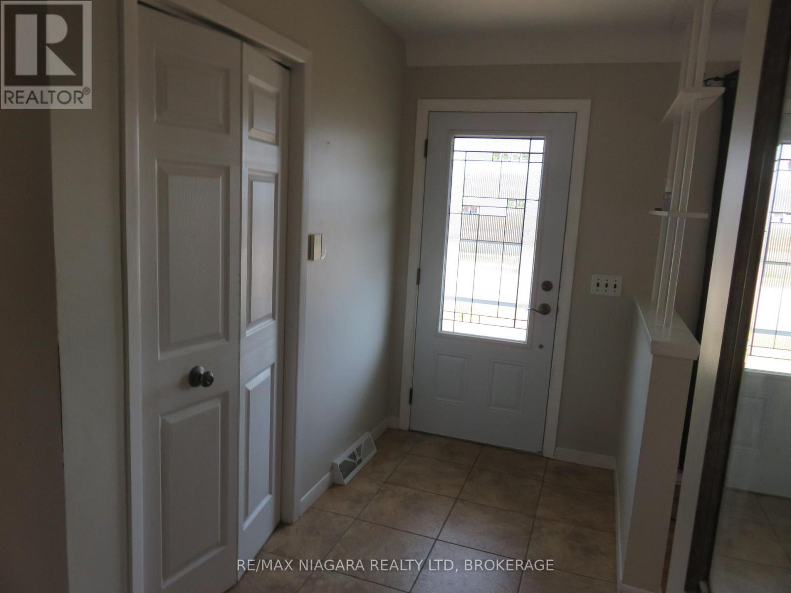 Photo 19 of 41 Madison Street, Fort Erie ON