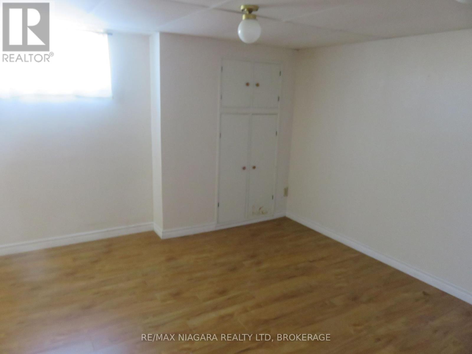 Photo 10 of 41 Madison Street, Fort Erie ON