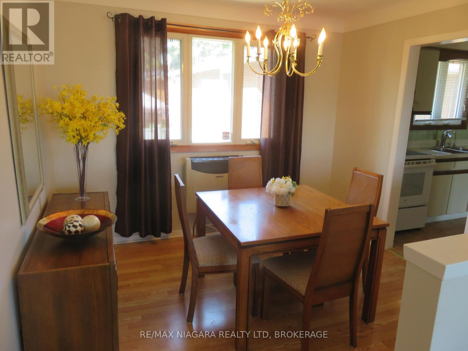 Photo 23 of 41 Madison Street, Fort Erie ON