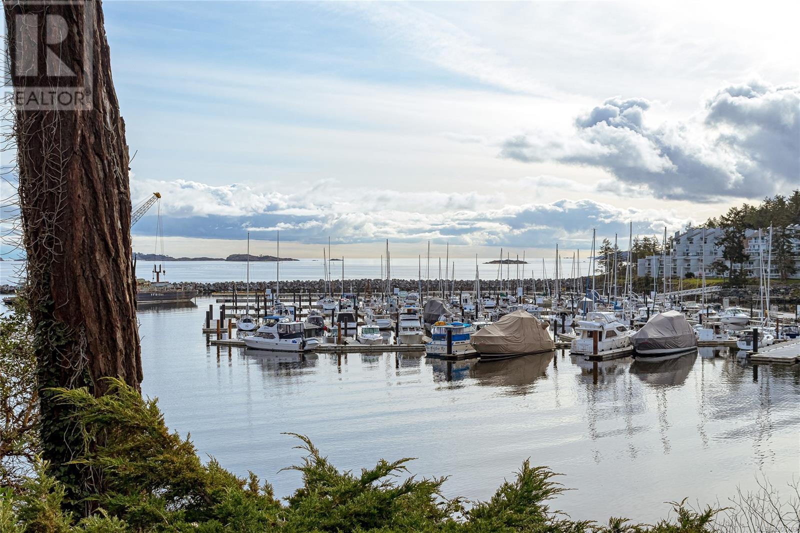 Photo 6 of 3483 Schooner Rd, Nanoose Bay BC