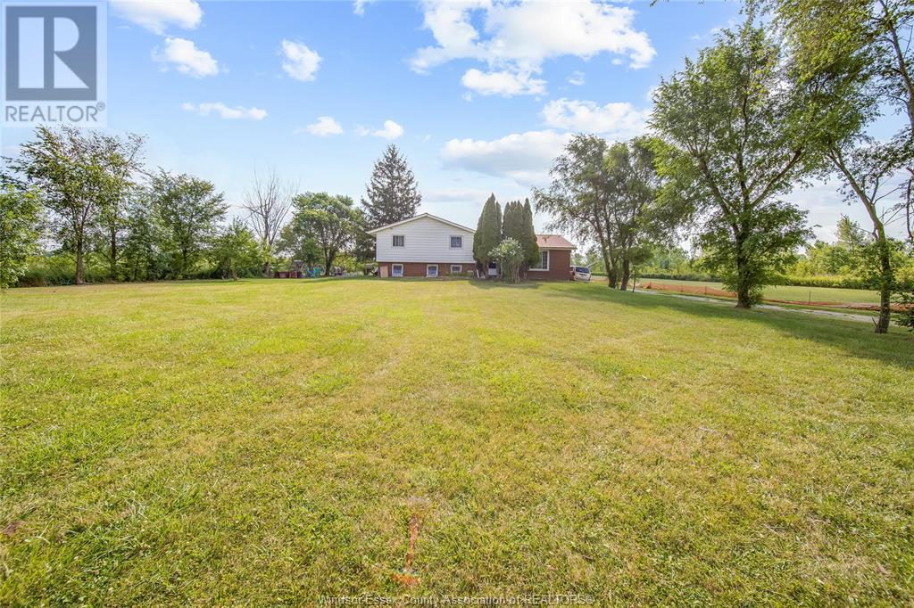 Photo 8 of 7063 Coulter Side Road, Essex ON