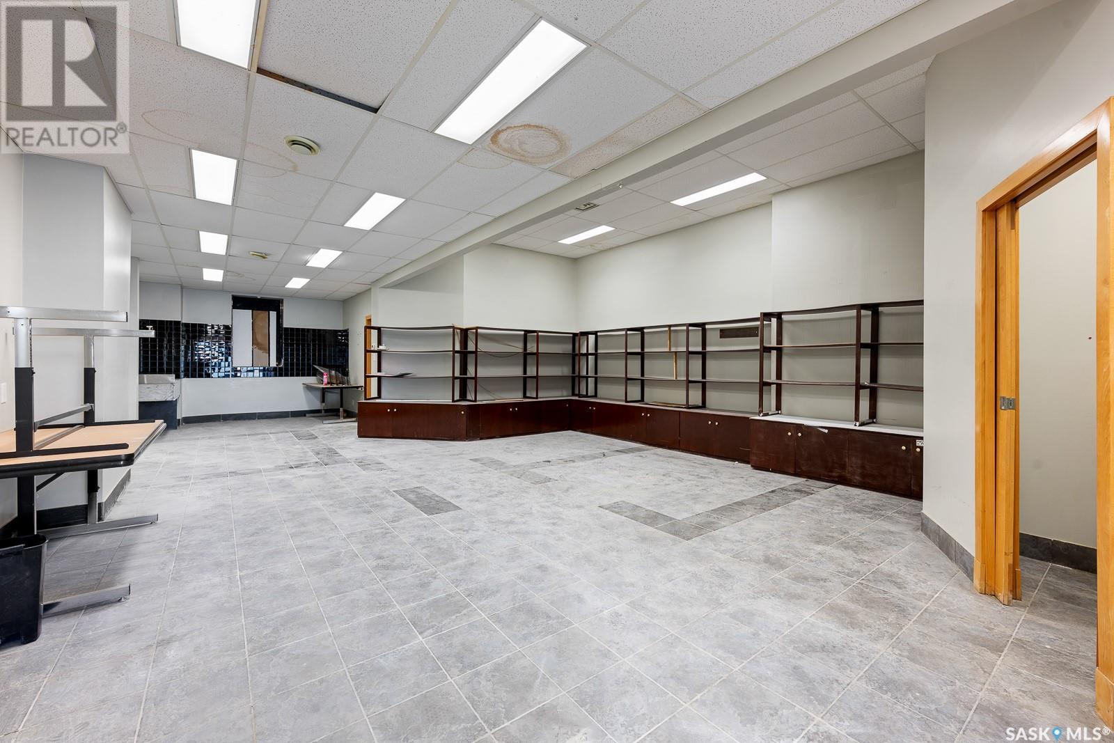 Photo 6 of 1835 Albert Street, Regina SK
