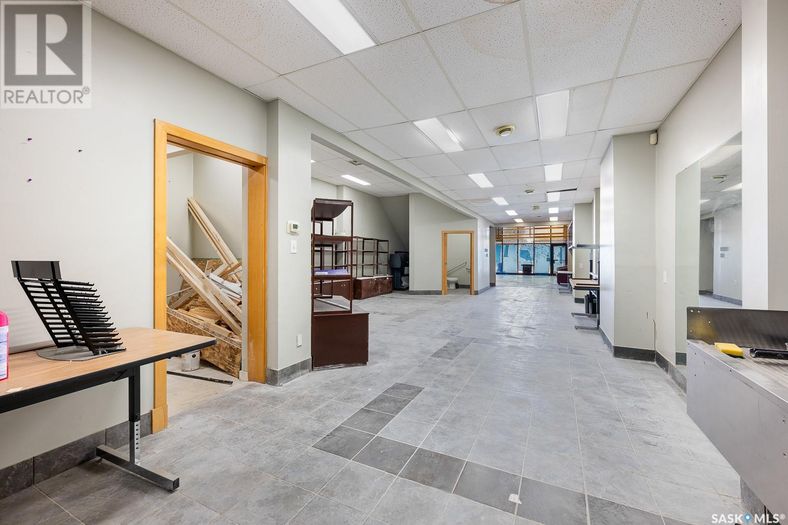 Photo 7 of 1835 Albert Street, Regina SK