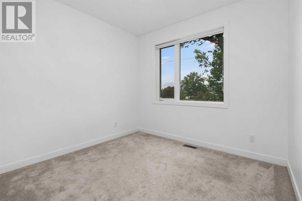 Single Family House for Sale in    Avenue NW Capitol Hill Calgary 