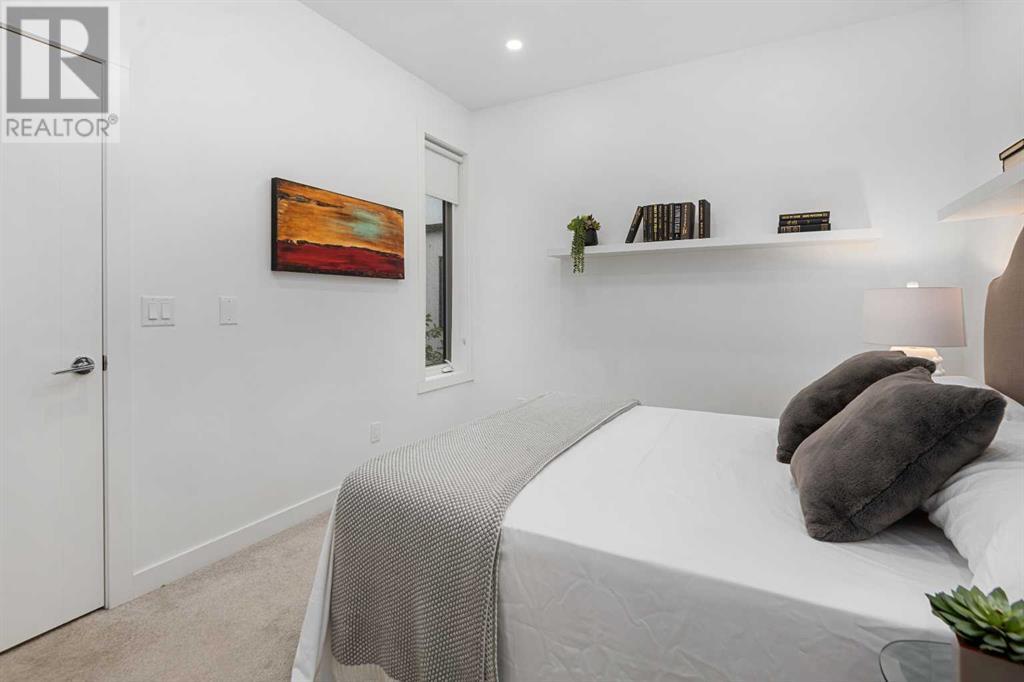 Single Family House for Sale in    Avenue NW Capitol Hill Calgary 