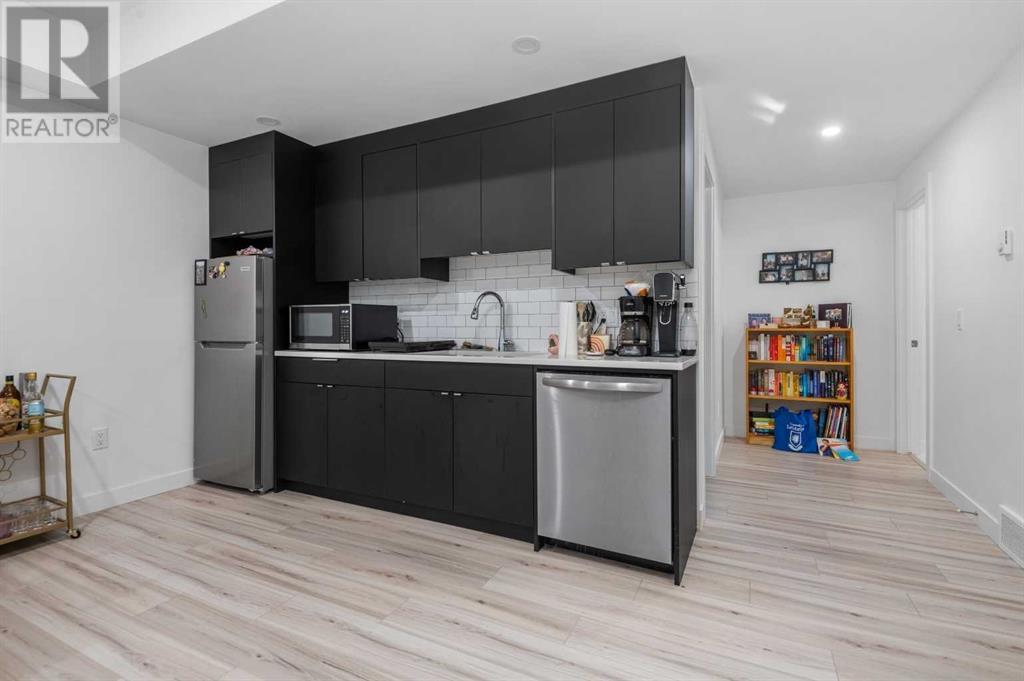 Single Family House for Sale in    Avenue NW Capitol Hill Calgary 