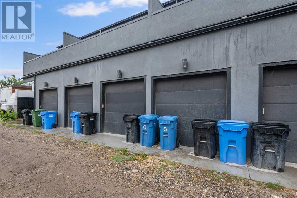 Single Family House for Sale in    Avenue NW Capitol Hill Calgary 