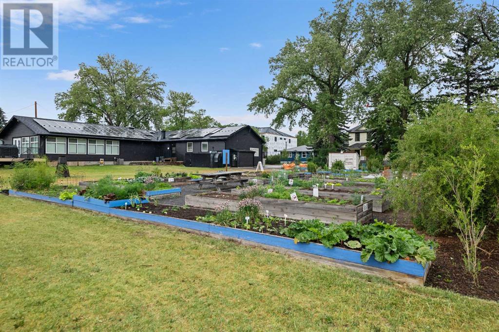 Single Family House for Sale in    Avenue NW Capitol Hill Calgary 