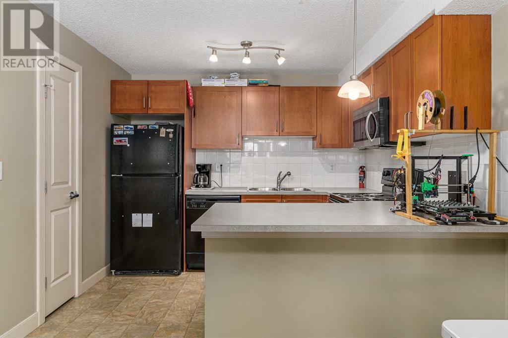 Single Family House for Sale in   Country Village Circle NE Country Hills Village Calgary 