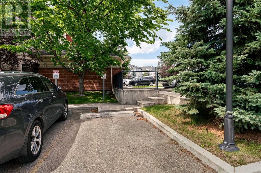 Single Family House for Sale in   Country Village Circle NE Country Hills Village Calgary 