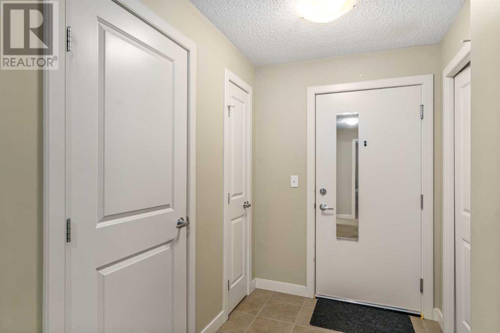 Single Family House for Sale in   Country Village Circle NE Country Hills Village Calgary 