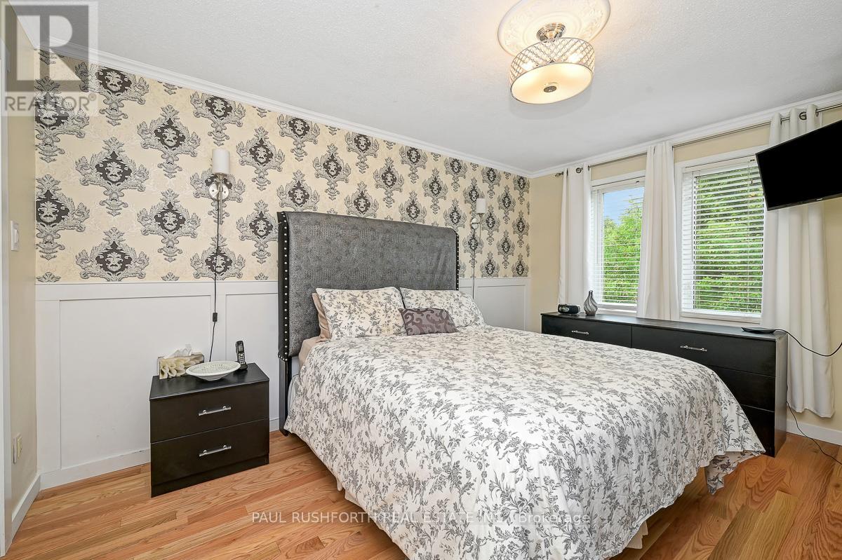 Photo 16 of 24 Highmont Court, Ottawa ON