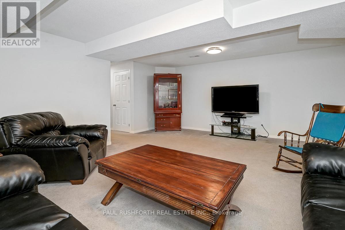 Photo 23 of 24 Highmont Court, Ottawa ON