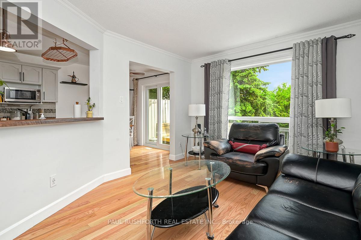 Photo 6 of 24 Highmont Court, Ottawa ON