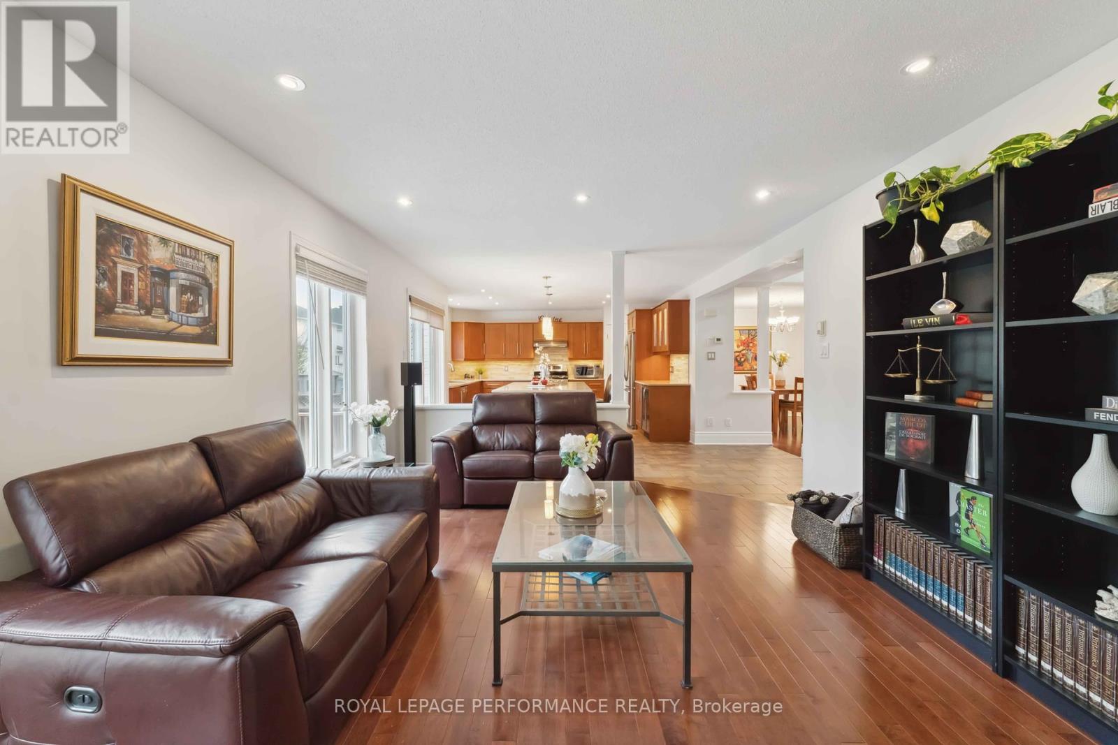 Photo 10 of 1060 Charest Way, Ottawa ON