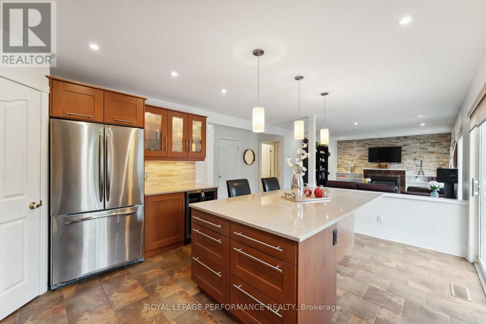 Photo 16 of 1060 Charest Way, Ottawa ON