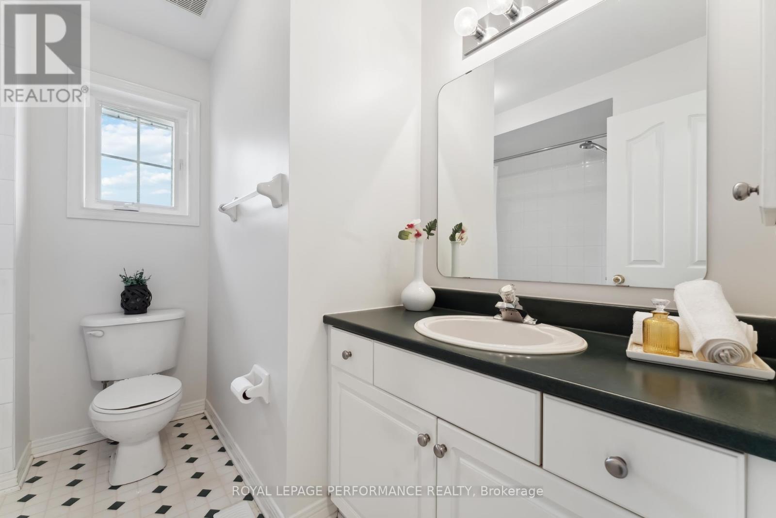 Photo 36 of 1060 Charest Way, Ottawa ON