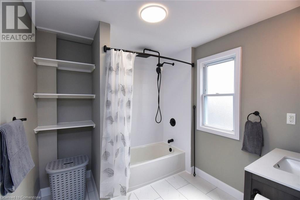 Photo 30 of 82 Alpine Avenue, Hamilton ON