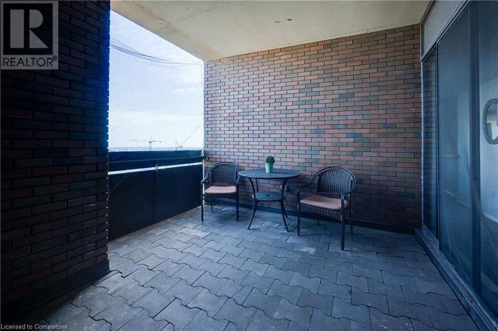 Photo 13 of 222 Jackson Street W Unit 702, Hamilton ON