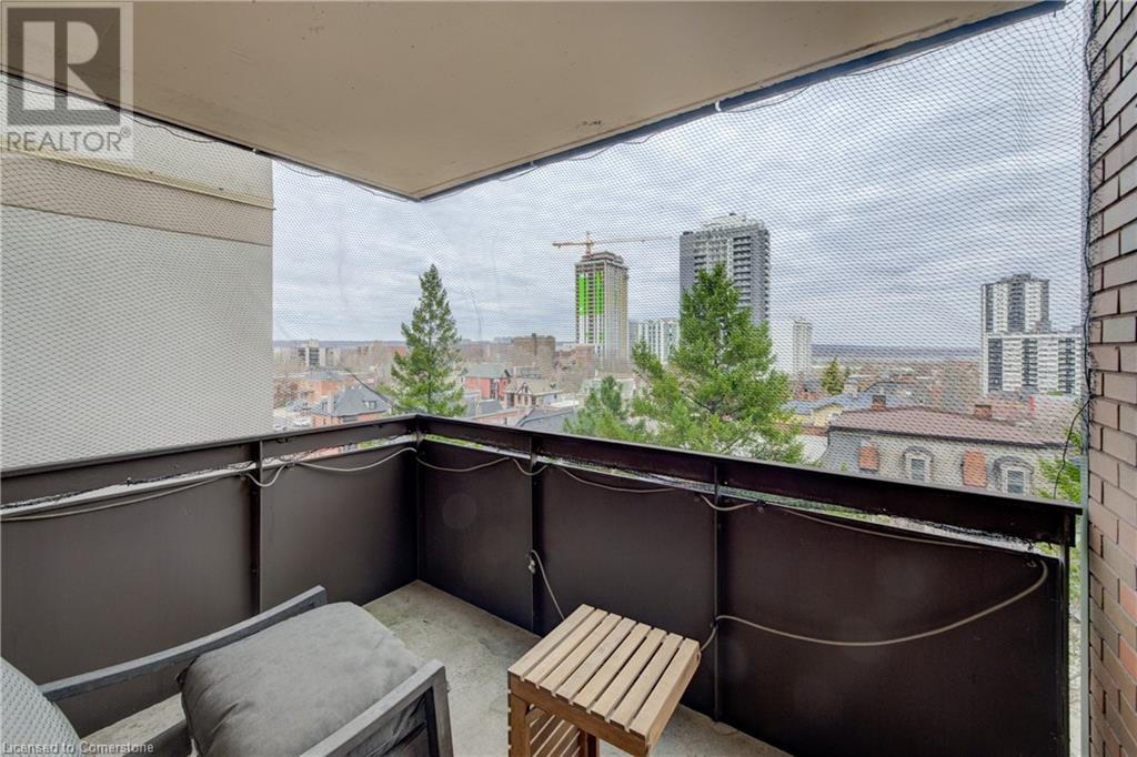 Photo 5 of 222 Jackson Street W Unit 702, Hamilton ON