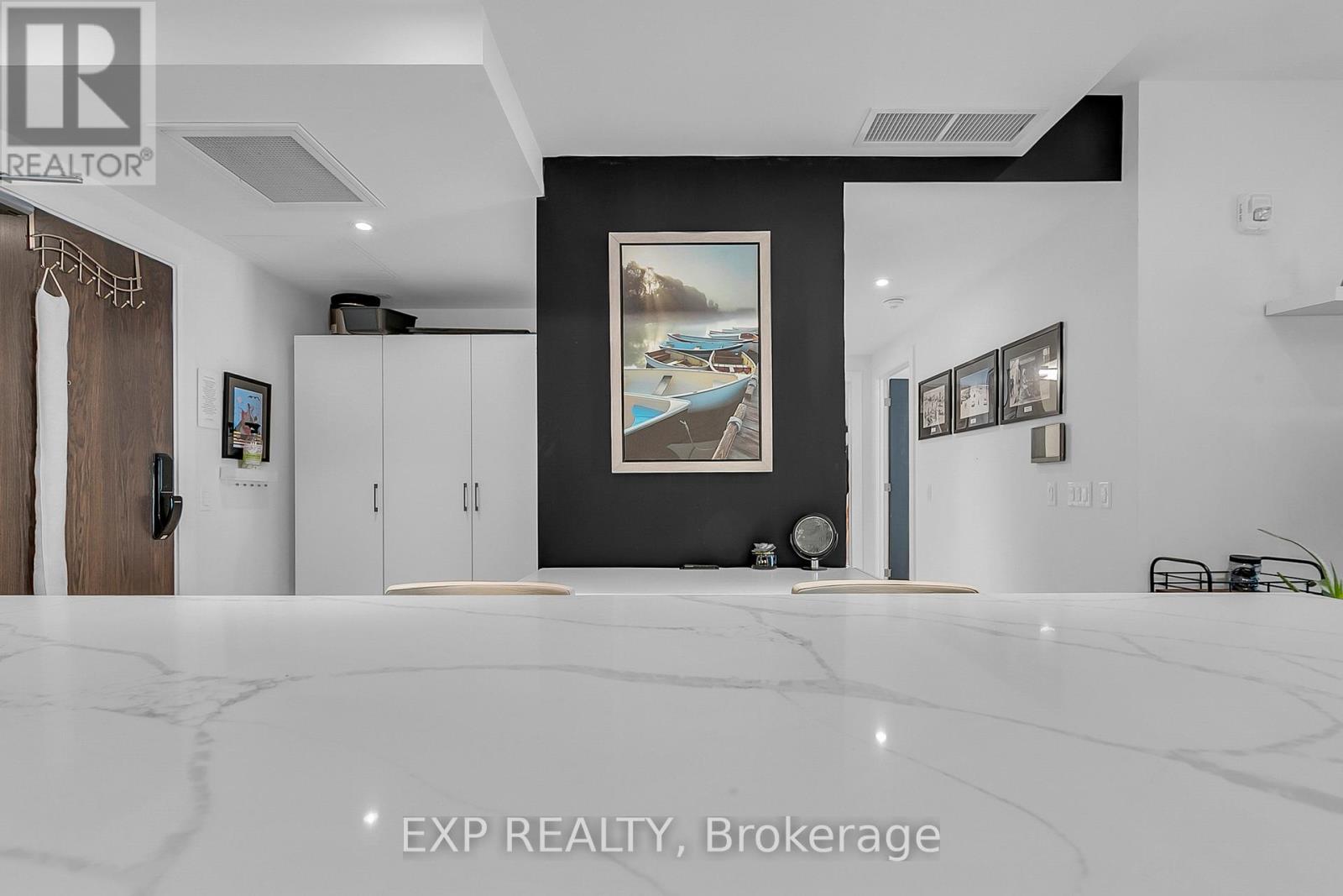Photo 10 of 102 741 King Street W, Kitchener ON