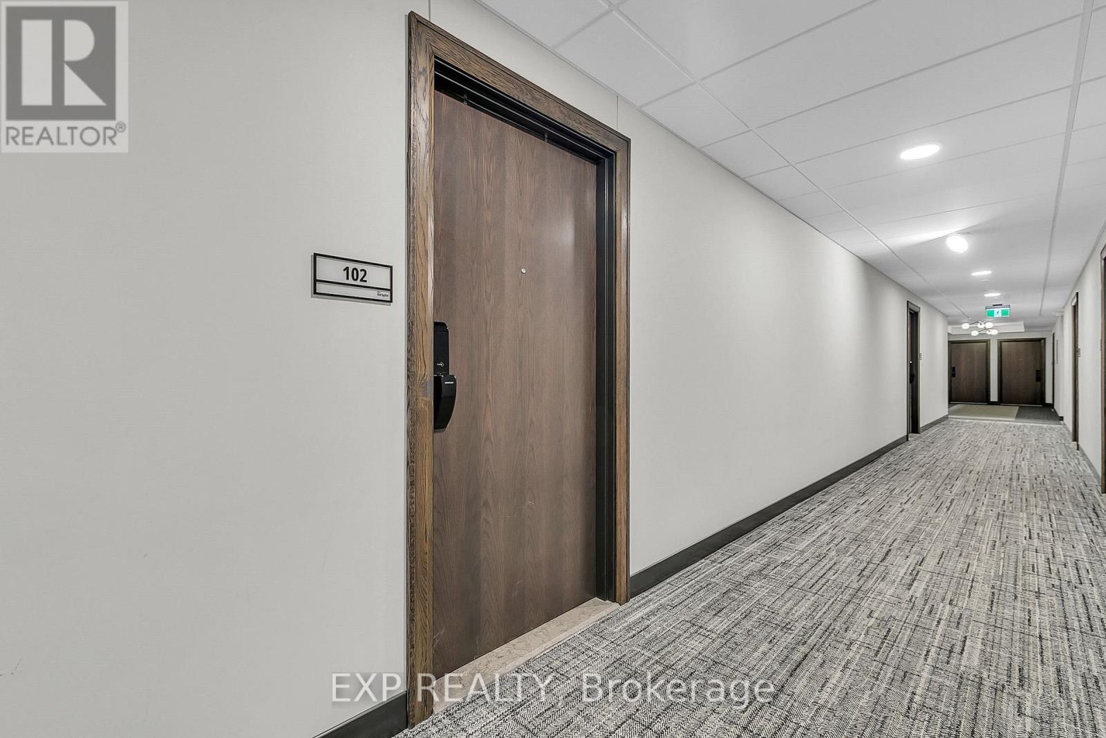 Photo 7 of 102 741 King Street W, Kitchener ON