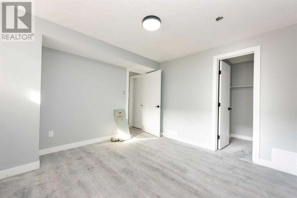 Multi-family House Bi-level for Sale in  Mcneill Road NE Mayland Heights Calgary 